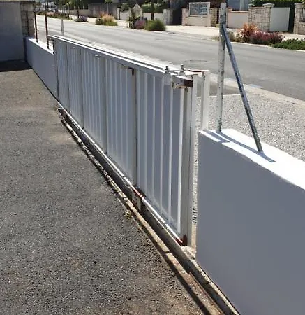 Appartement Studio Proche Ecole De Voile Et Plage *