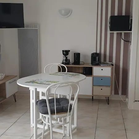Appartement Studio Proche Ecole De Voile Et Plage