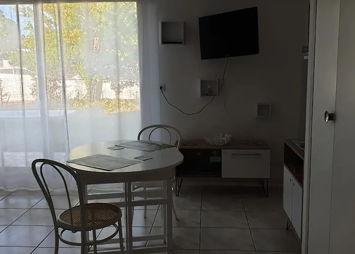 Studio Proche Ecole De Voile Et Plage Apartmán Saint-Georges-de-Didonne